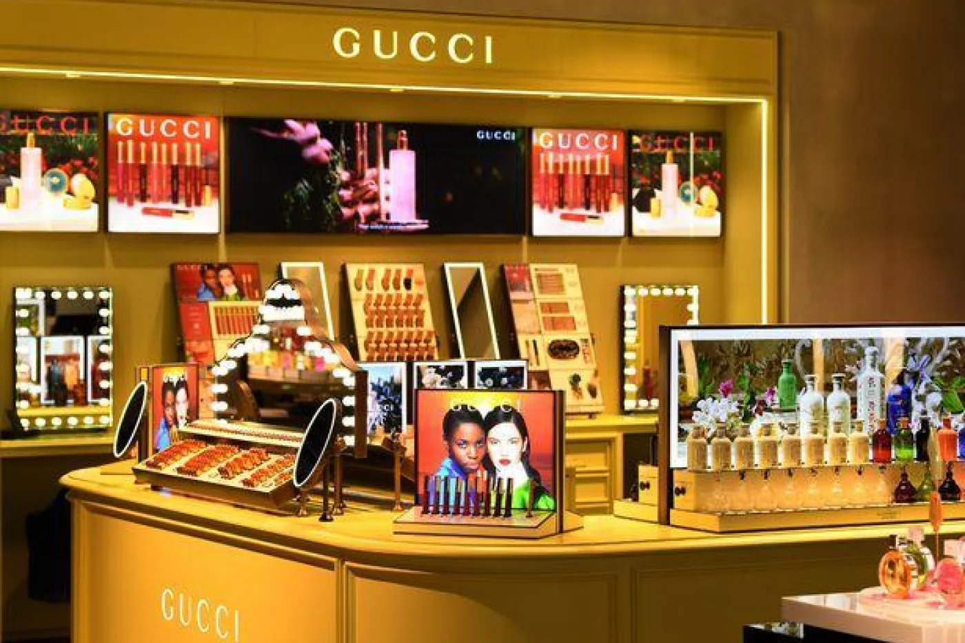 1 PICS EMBARGOED UNTIL OPENING SEE JESS First look inside Flannels Liverpool city centre Pic Andr