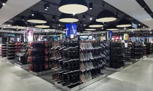 CL9 The Hague photo 8130 Footwear